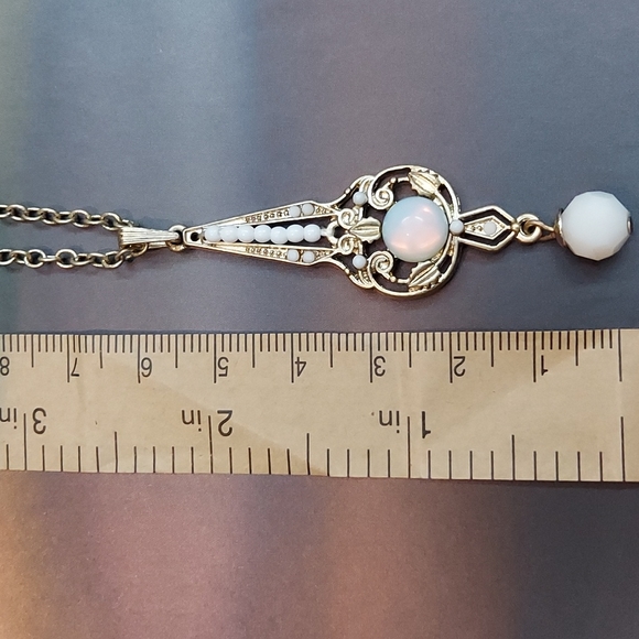 NWOT Danielle Stevens Pendant Necklace - Picture 2 of 5